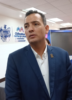 Programas sociales se quedan y vuelve la educaci&oacute;n de calidad a Chihuahua: Marco Bonilla