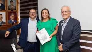 Recibe Beto P&eacute;rez, tercer informe de regidores