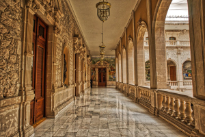 Asiste Gobernadora la mesa de seguridad en Palacio