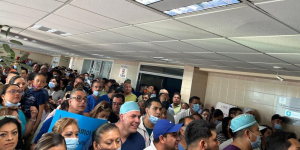 Personal del H. Infantil piden aumento de sueldos