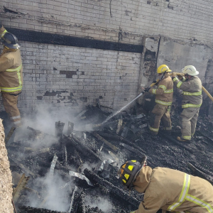 Bomberos de Cuauht&eacute;moc trabaj&oacute; sin parar por fuertes vientos