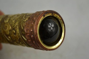 CALEIDOSCOPIO  &bull;	La Verg&uuml;enza de Morena