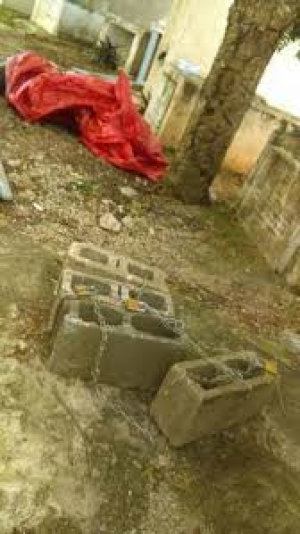 Matan con un block de concreto a hombre en An&aacute;huac