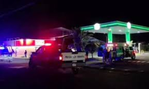 Ven&iacute;an a Cuauht&eacute;moc y les disparan en gasolineria