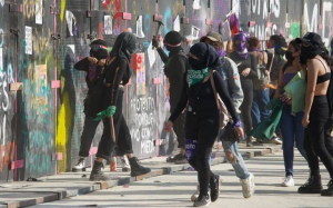 8M  mujeres en acci&oacute;n