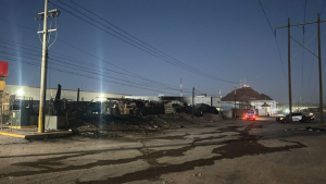 Se niegan migrantes a ser deportados, agraden a personal del INM