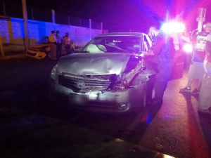 Se impacta contra patrulla de Vialidad en la carretera Cuauht&eacute;moc-Rubio