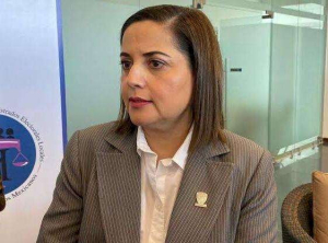 Confiamos en la fuerza de la ley y del di&aacute;logo: Myriam Hern&aacute;ndez