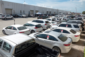 M&aacute;s de 180 veh&iacute;culos con reporte de robo son recuperados por fiscal&iacute;a zona occidente