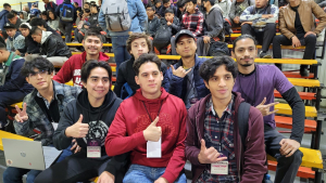 Obtienen estudiantes de la UACH premio en Rob&oacute;tica m&oacute;vil en el 2&ordm; Campeonato Frontera Norte.