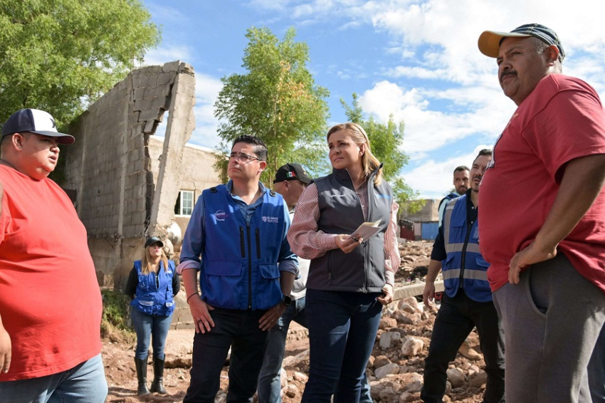 Acude Gobernadora a lugares da&ntilde;ados por la lluvia en la capital