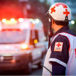 Auto fantasma atropella a motociclista y muere