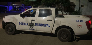 Balean casa y veh&iacute;culos en Anahuac