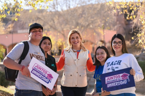Refrenda Maru Campos su compromiso con la educaci&oacute;n
