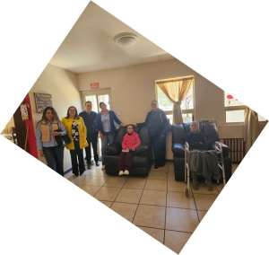 Damas Rotarias donan declinables al Asilo de Ancianos