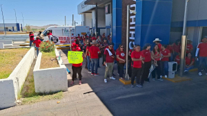Dan paso libre en caseta Sacramento por protesta de maestros