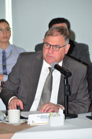 Asume ex fiscal Roberto Fierro la Secretar&iacute;a de la Funci&oacute;n P&uacute;blica