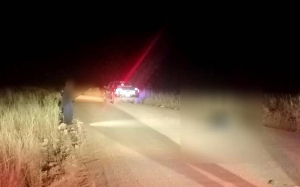 Muere hombre al volcar su veh&iacute;culo en T&aacute;scate del &aacute;guila