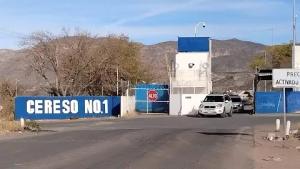 Incendian reos penal de Aquiles Serd&aacute;n