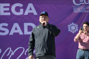 Encabeza Rector Rivera Campos Mega Posada UACH 2023.