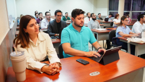 Inicia clases la primera generaci&oacute;n de las nuevas maestr&iacute;as en Derecho Corporativo y Amparo de la UACH