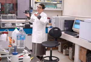 Isela Olivas invita a ni&ntilde;as y mujeres a involucrarse en la ciencia