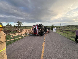Se vuelca cami&oacute;n en la carretera de Rubio, un lesionado