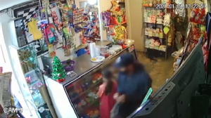 Asolan abarroteros en Tierra y Libertad