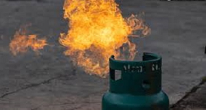 A punto de estallar tanque de gas en la col. Lerdo