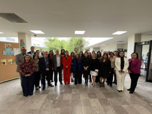 Encabeza Myriam Hern&aacute;ndez graduaci&oacute;n de maestr&iacute;a en derecho familiar