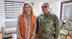 Se re&uacute;ne gobernadora con Comandante Zamudio