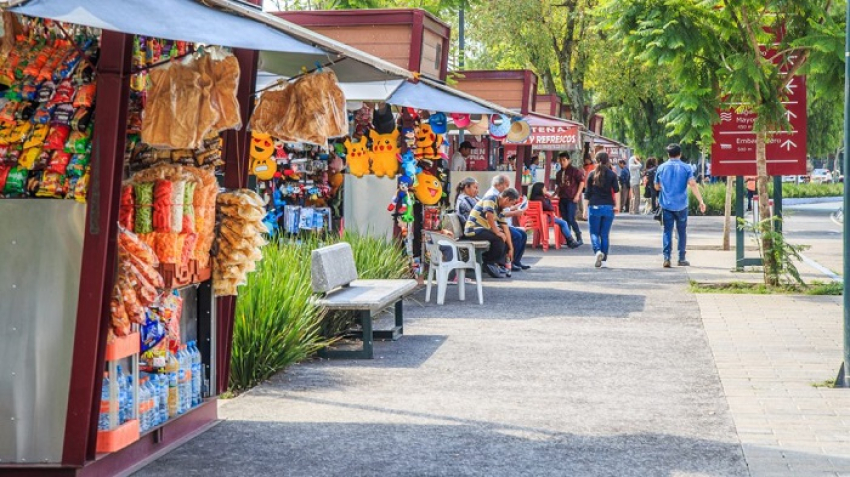 Exigen a locatarios cuota por piso en Chihuahua