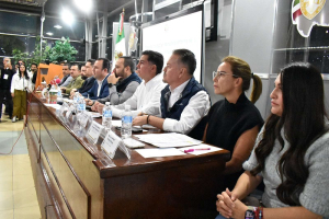 Respaldan legisladores a productores por rechazo a ley de Aguas