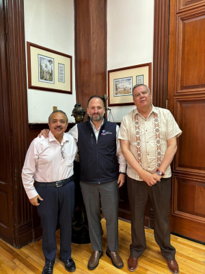 Destapes tempranos no tienen mucho sentido; Santiago de la Pe&ntilde;a