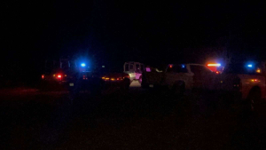 Vuelcan ladrones camioneta robada en r&uacute;a a Cuauht&eacute;moc