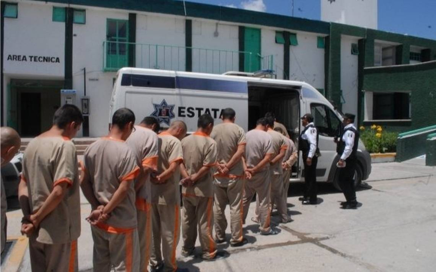 Traslada a 22 reos del CERESO No.1 de Aquiles Serd&aacute;n