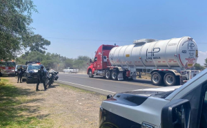 Asegura Guardia Nacional  tractocami&oacute;n con 70 mil litros de hidrocarburo robado